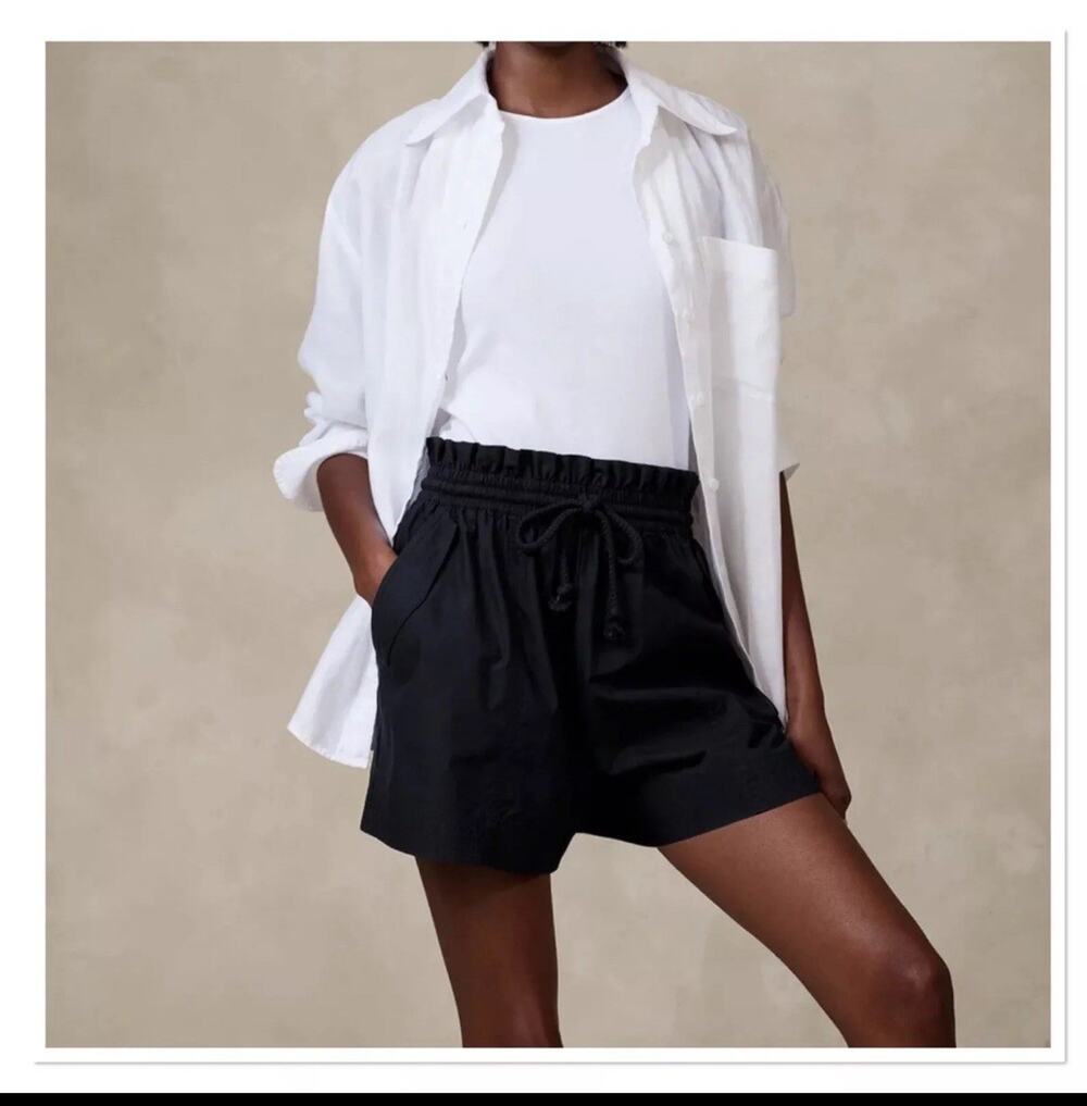 BANANA REPUBLIC Navy Laurel Poplin Linen Short Size Large Black